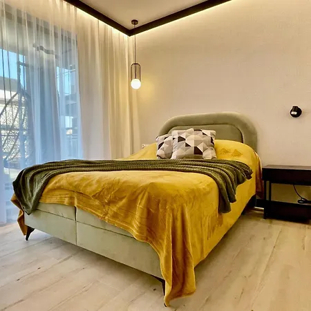 Zuraw Z Widokiem Na Jezioro Drweckie Royal Aparts Apartment