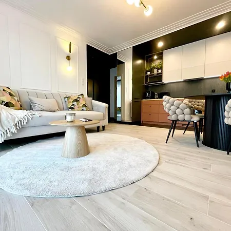 żuraw Z Widokiem Na Jezioro Drwęckie Royal Aparts Apartament *