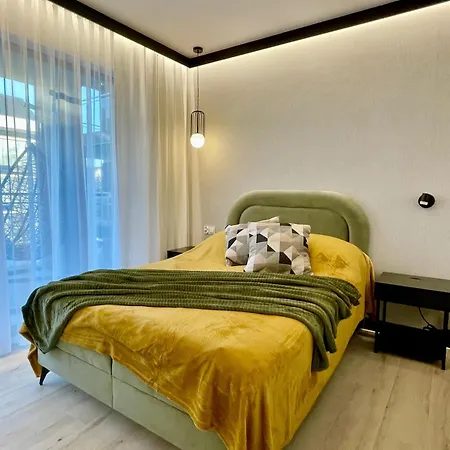 Zuraw Z Widokiem Na Jezioro Drweckie Royal Aparts Ostroda