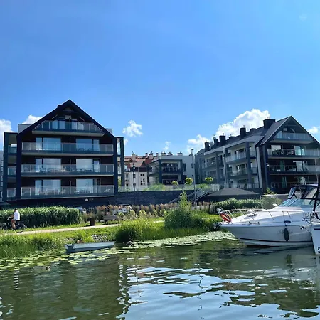 Zuraw Z Widokiem Na Jezioro Drweckie Royal Aparts *