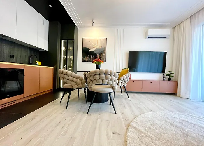 Zuraw Z Widokiem Na Jezioro Drweckie Royal Aparts *