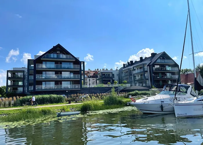 Zuraw Z Widokiem Na Jezioro Drweckie Royal Aparts *